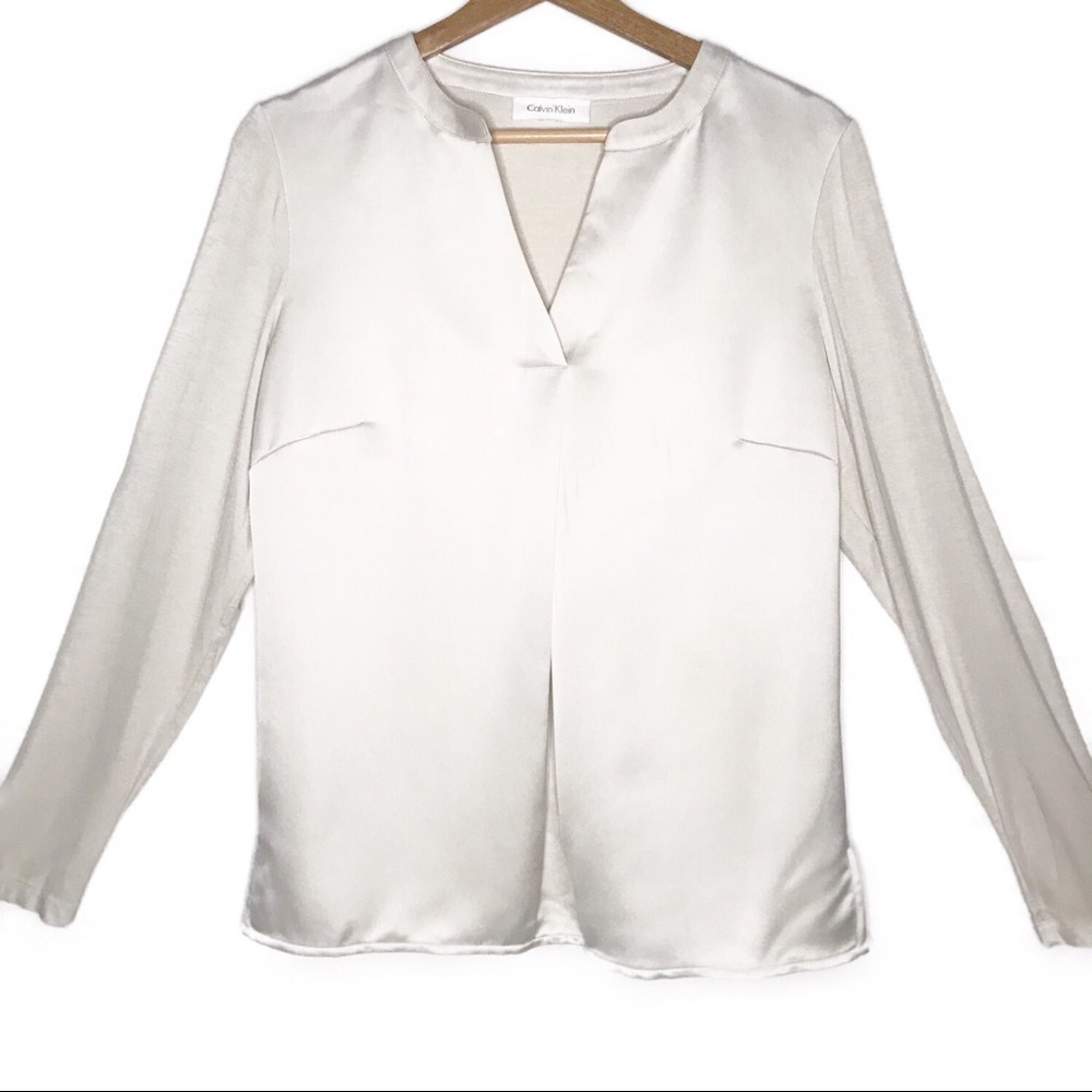 Calvin Klein | Mixed Media V-Neck Blouse (US 6)